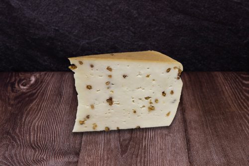 Füstölt gomolya sajt 200g görögszénás  (Csíz Sajtműhely)