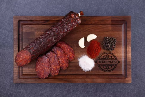 Tóalmási CSEMEGE kézműves Szarvas szalámi díszdobozban (450g)